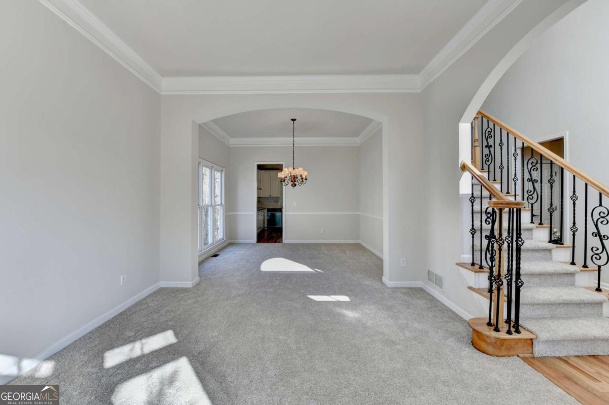 St.Charles /square - Residential