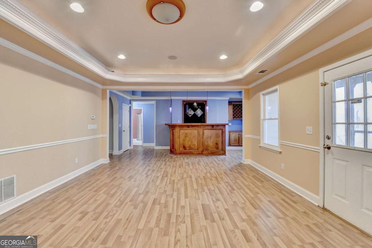 St.Charles /square - Residential
