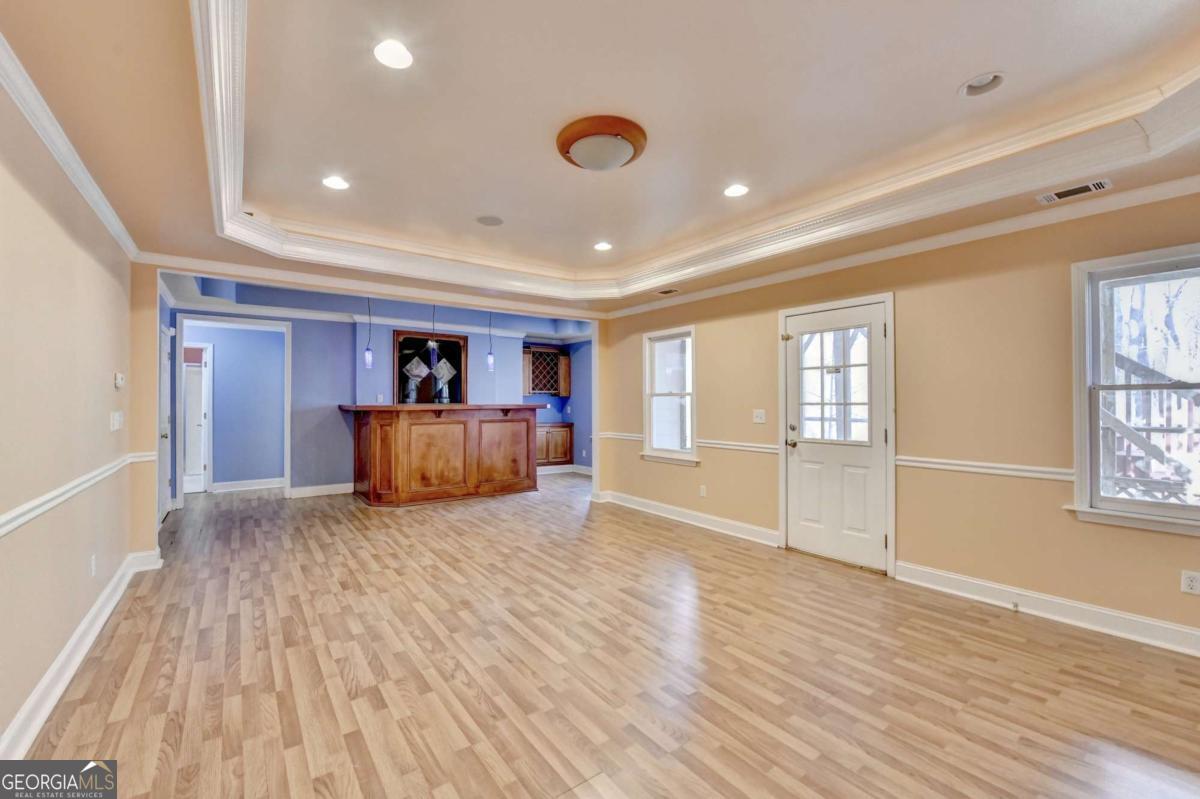 St.Charles /square - Residential