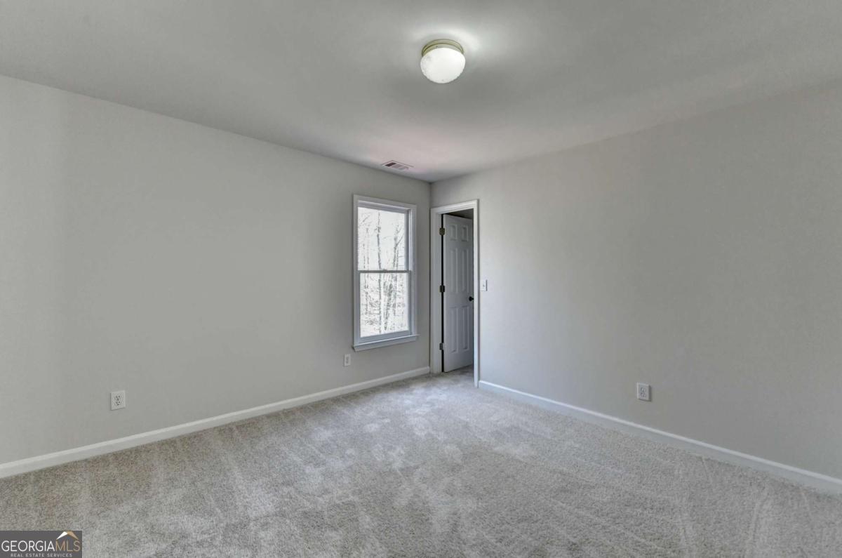 St.Charles /square - Residential