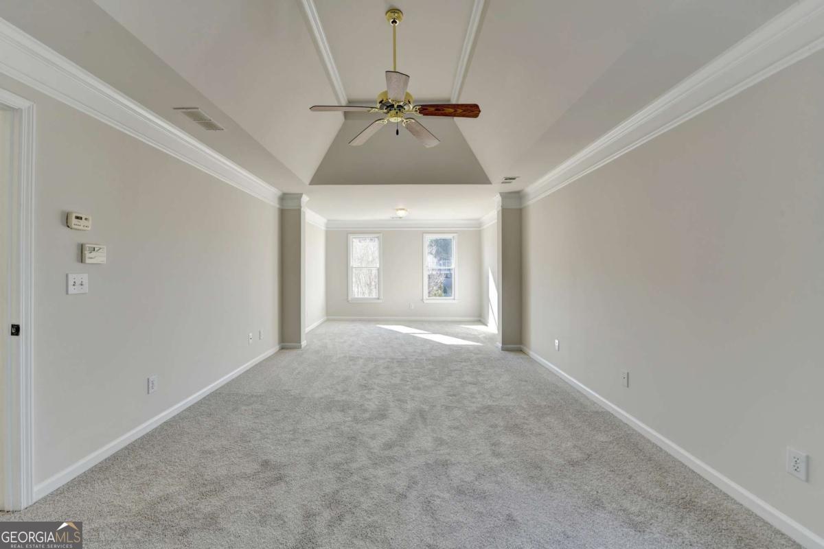 St.Charles /square - Residential