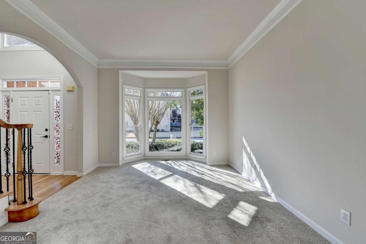 St.Charles /square - Residential