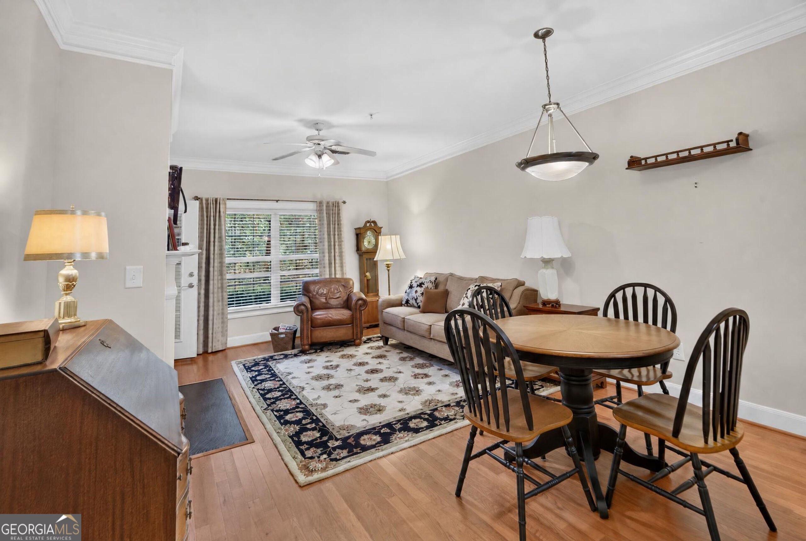 2001 Village BLVD SE