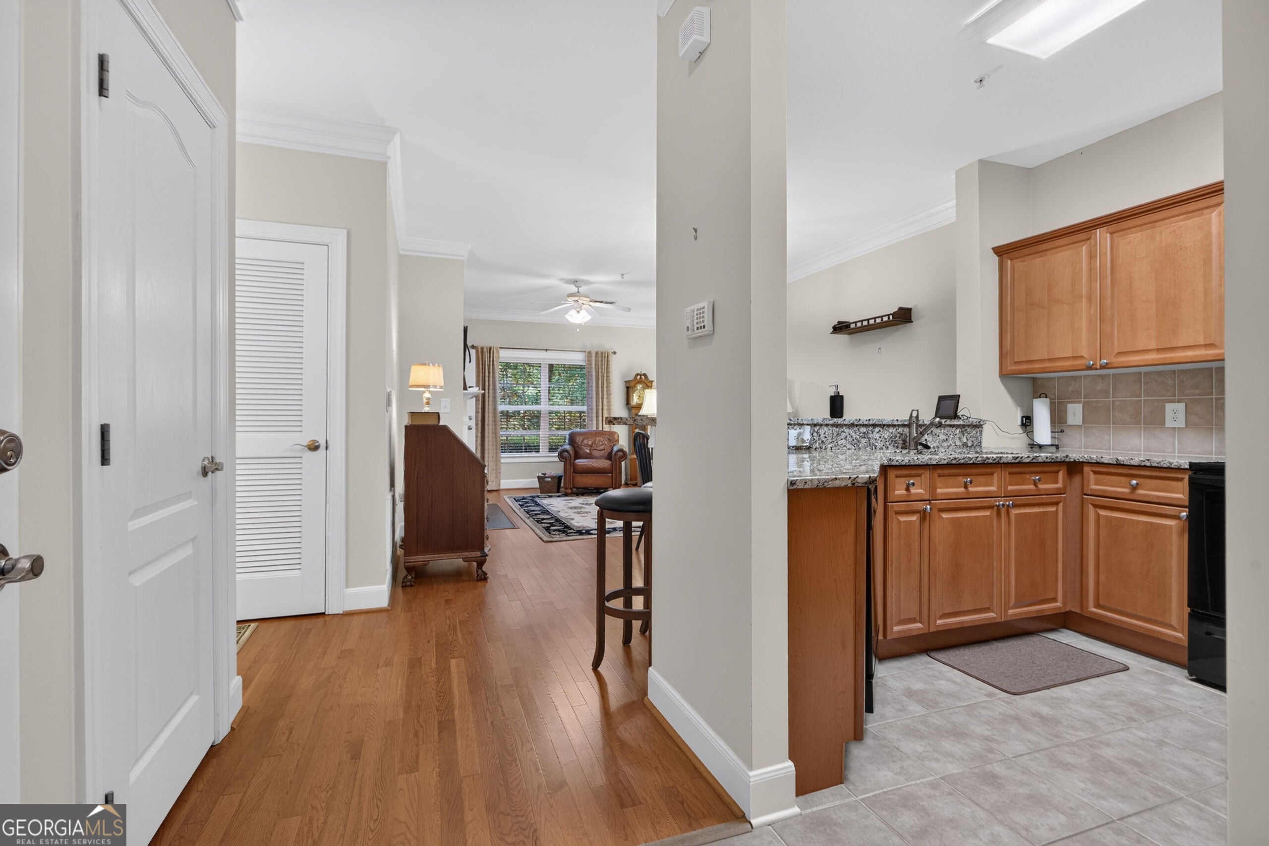 2001 Village BLVD SE