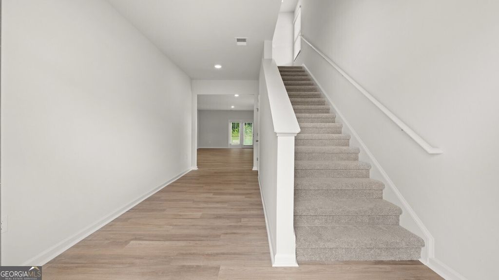 Photo of 513 Oak View Lane, Dallas, GA 30157 (MLS # 10658404)