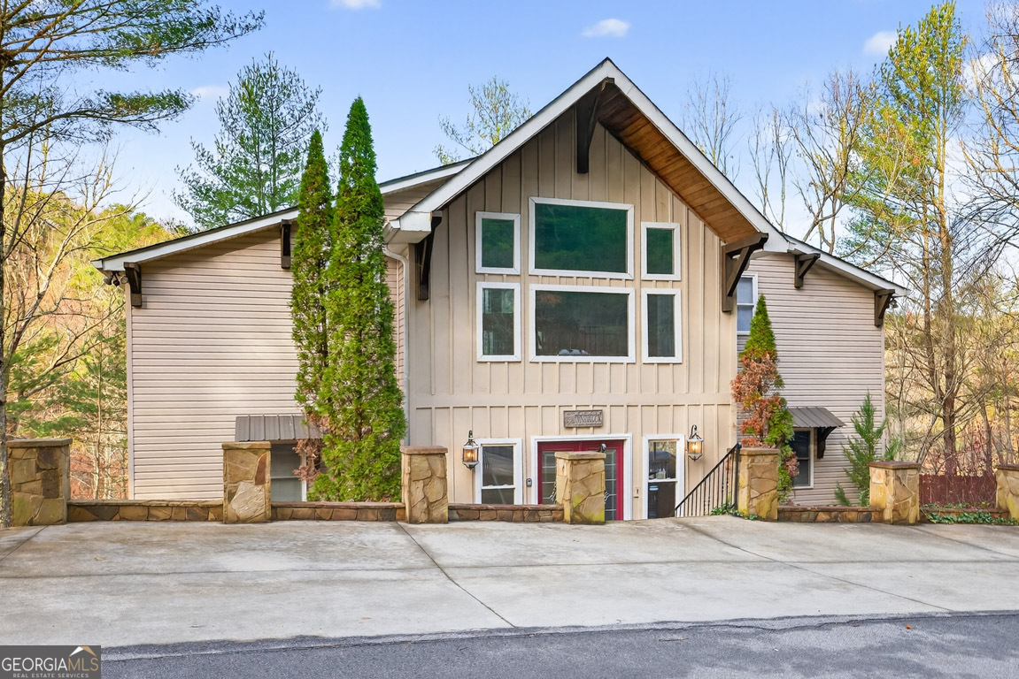 81 Dach Bruecke Gasse