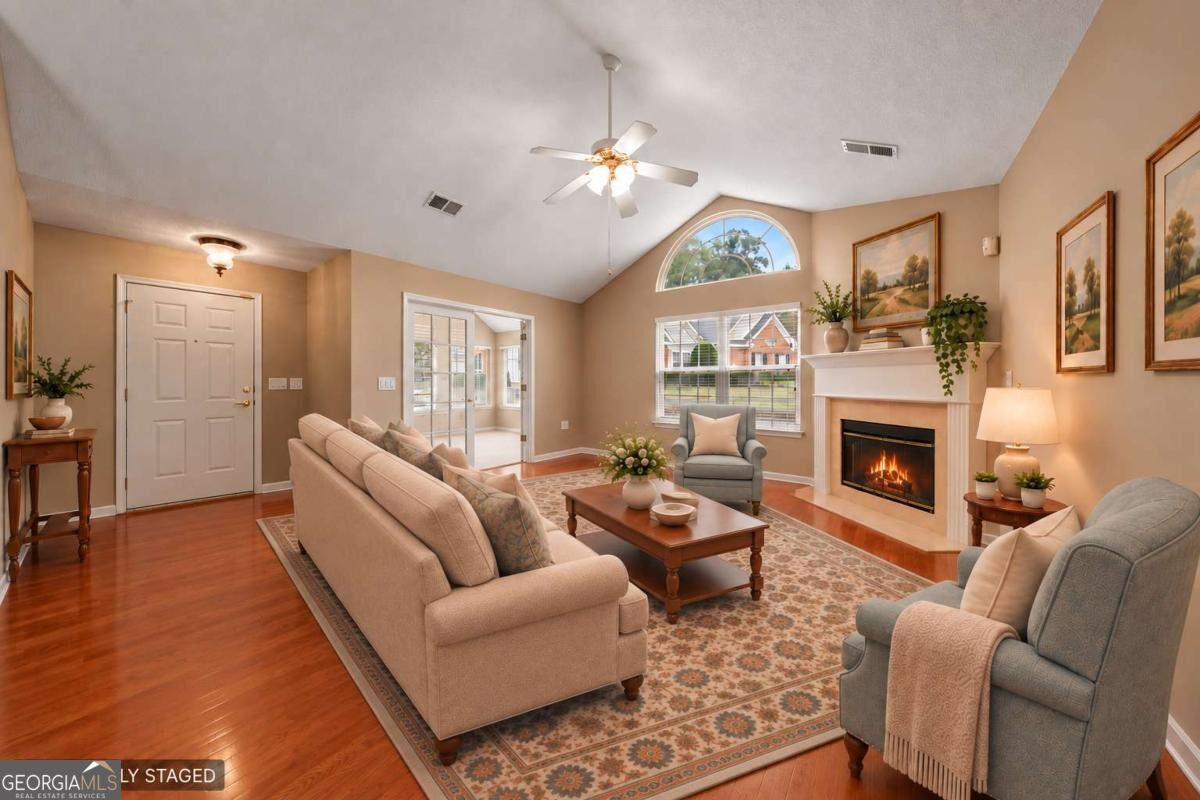 2983 Oakside CIR
