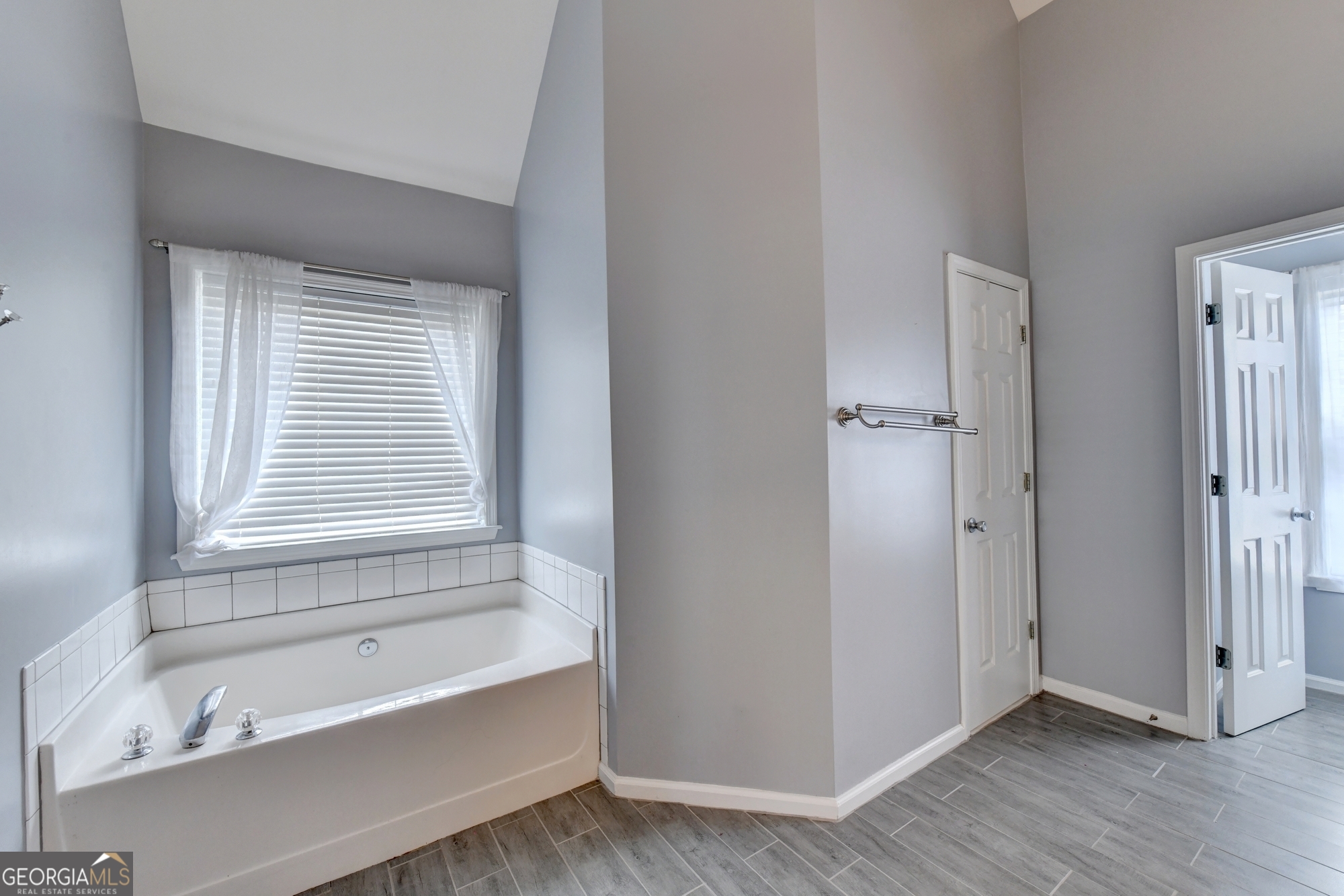 Rosemoore At Harper Woods - Residential