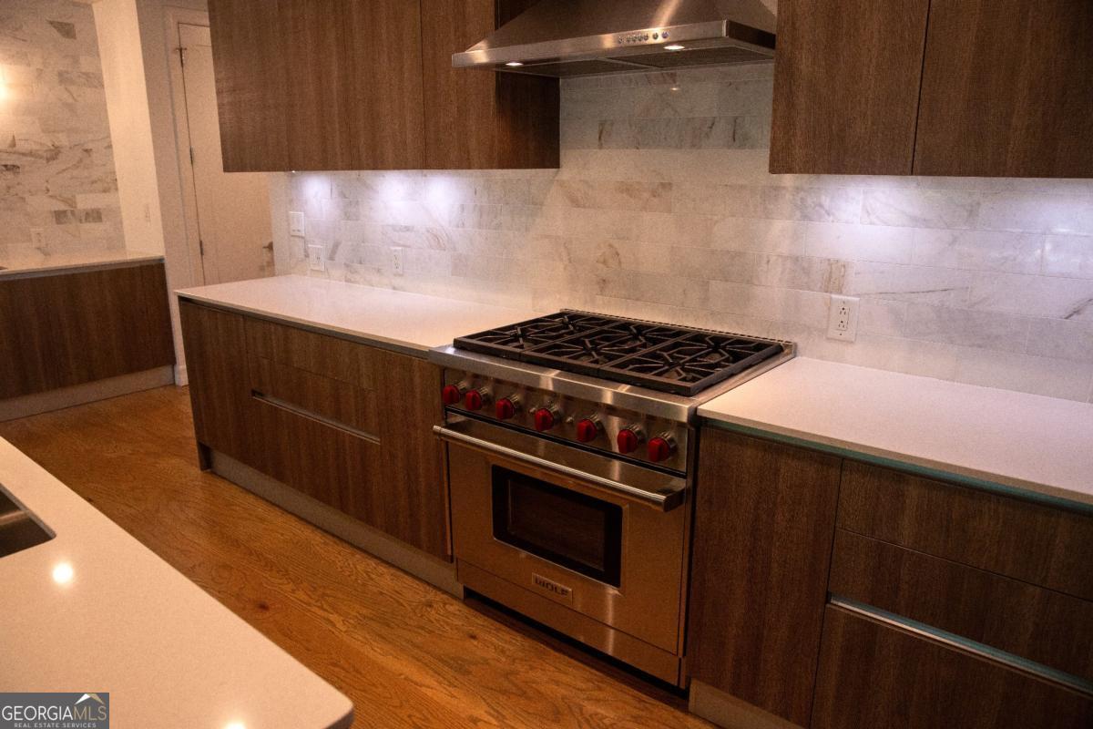 867 Peachtree ST NE 202