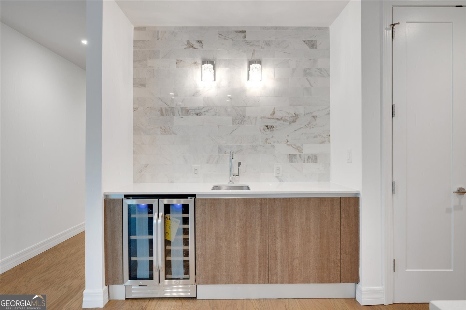 867 Peachtree ST NE 202