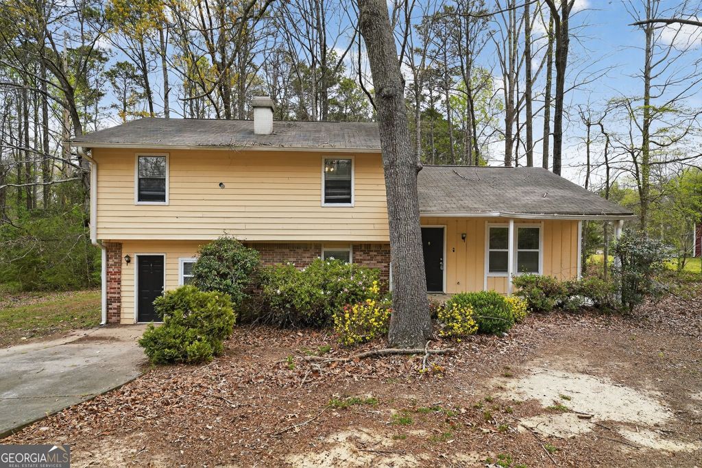 Photo of 3340 Fannin Court, Lithonia, GA 30038 (MLS # 10721456)