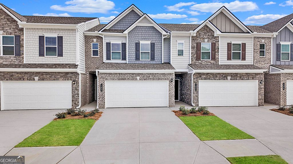 Photo of 102 Jacobs Farm Lane #40, Lawrenceville, GA 30045 (MLS # 10657367)