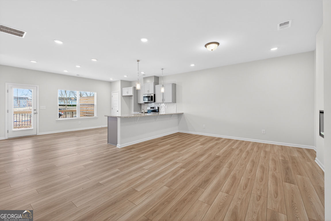 102 Jacobs Farm LN 40