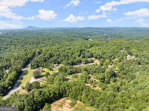 A home in Toccoa