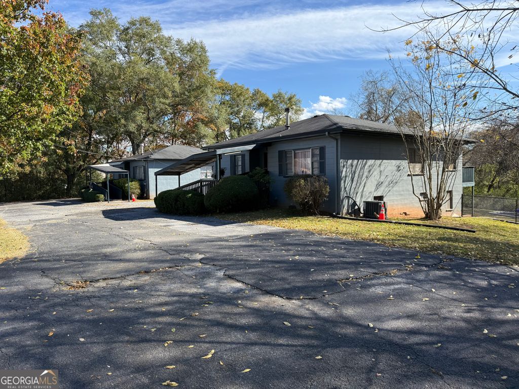 Photo of 96 W Felton Road, Cartersville, GA 30120 (MLS # 10643690)