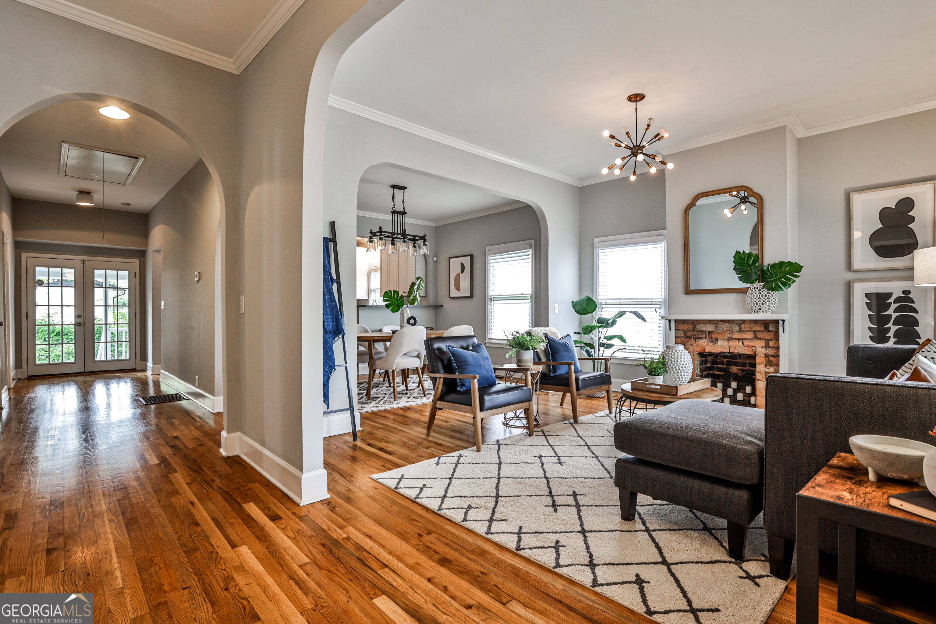 32 Howell ST SE