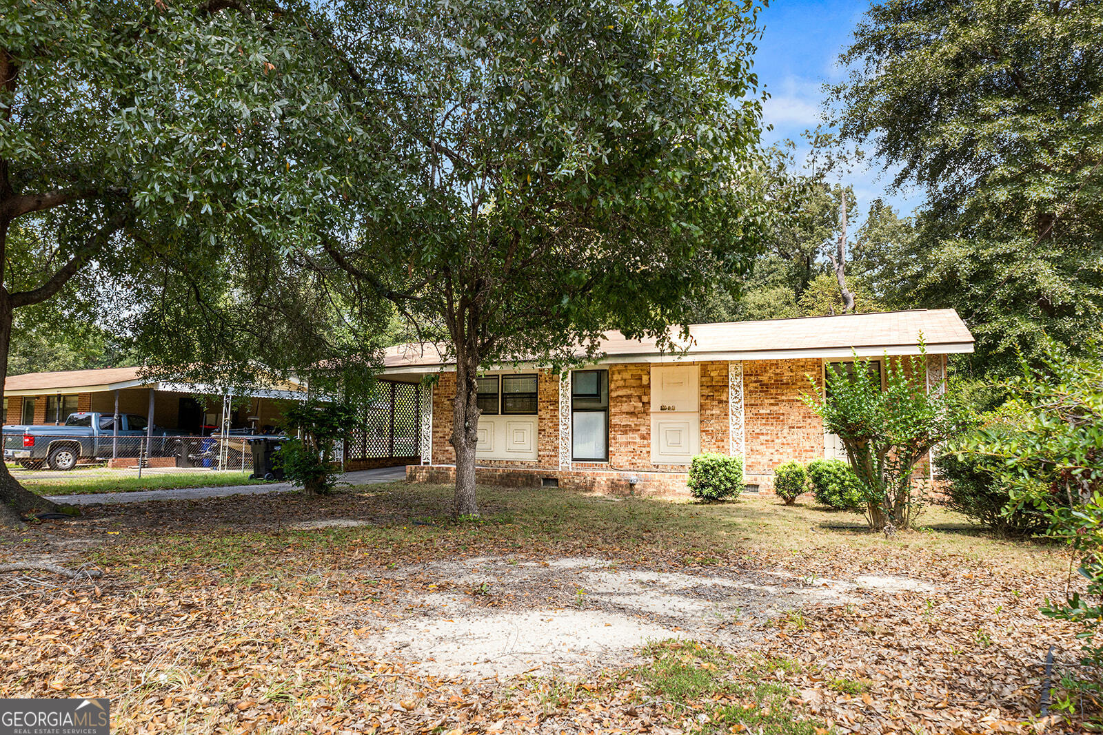 4937 GARDINER DR
