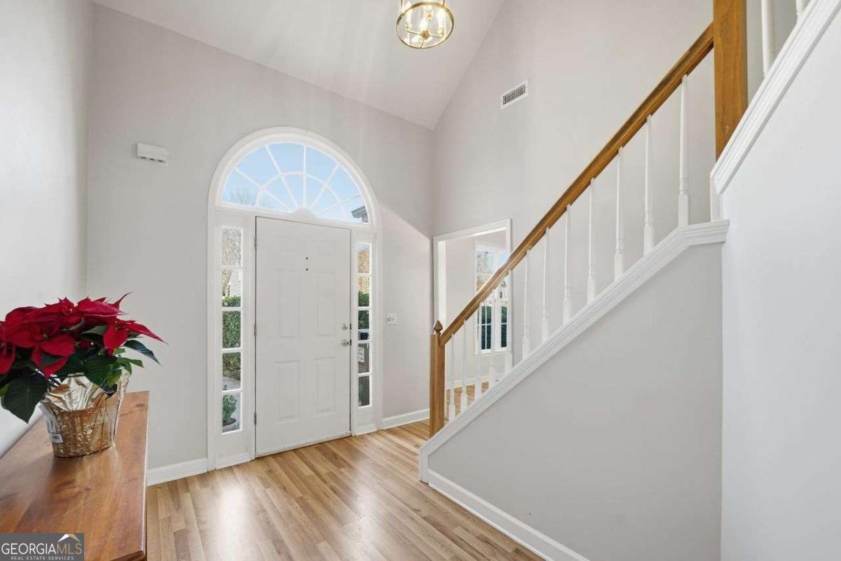 850 Ashley Laine WALK