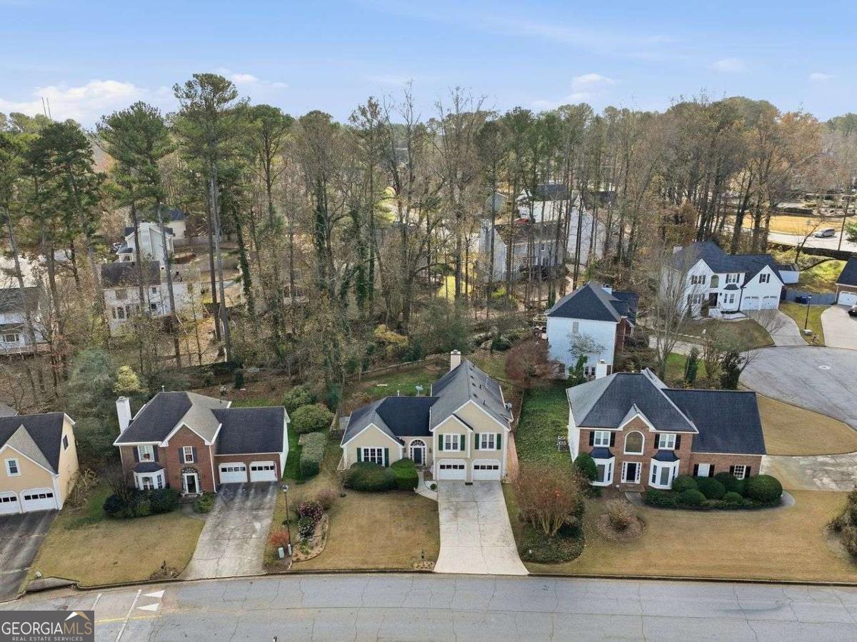 850 Ashley Laine WALK