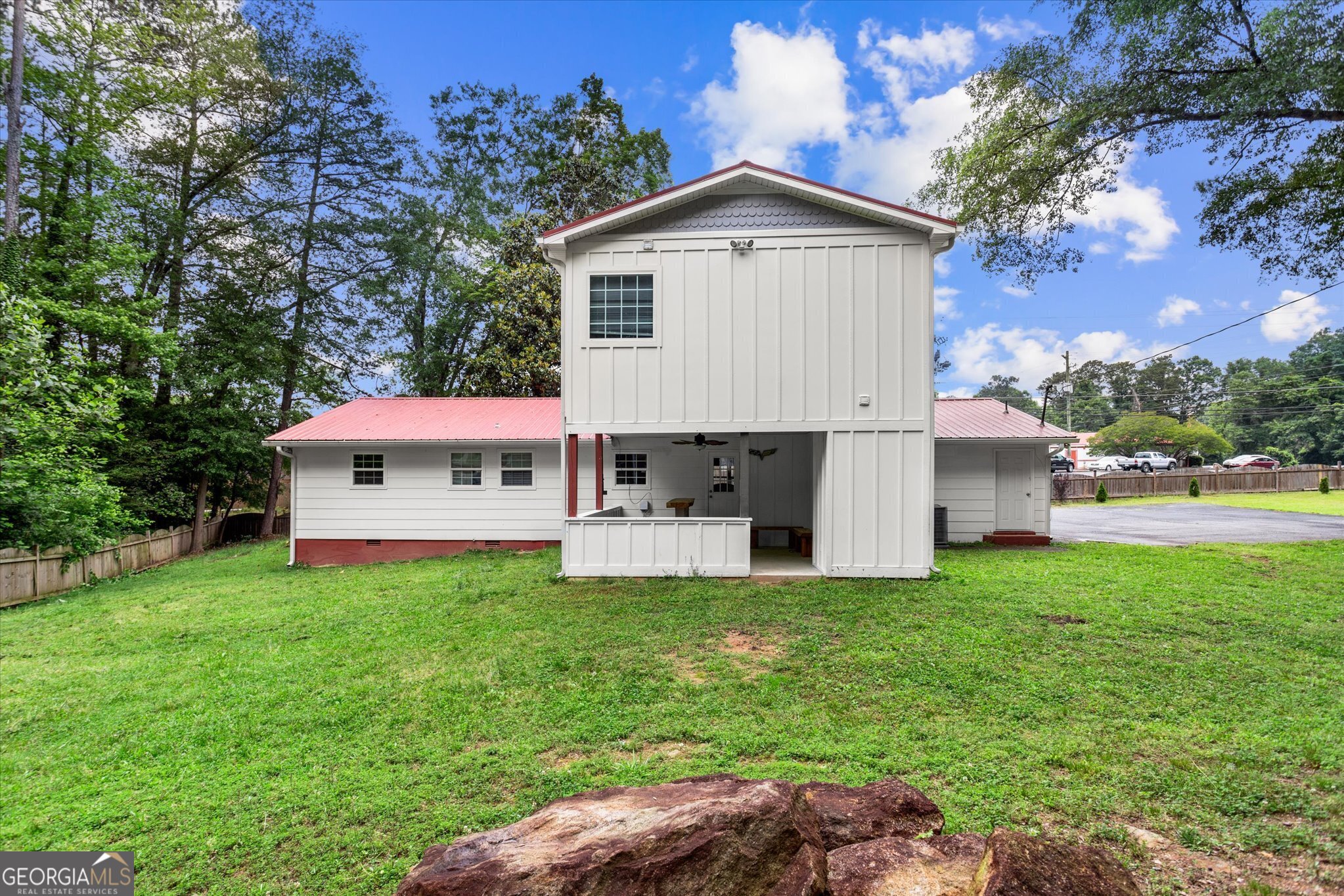 125 Sycamore DR