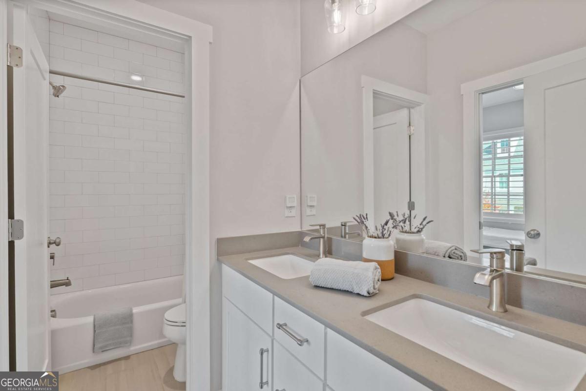 South on Main - Residential