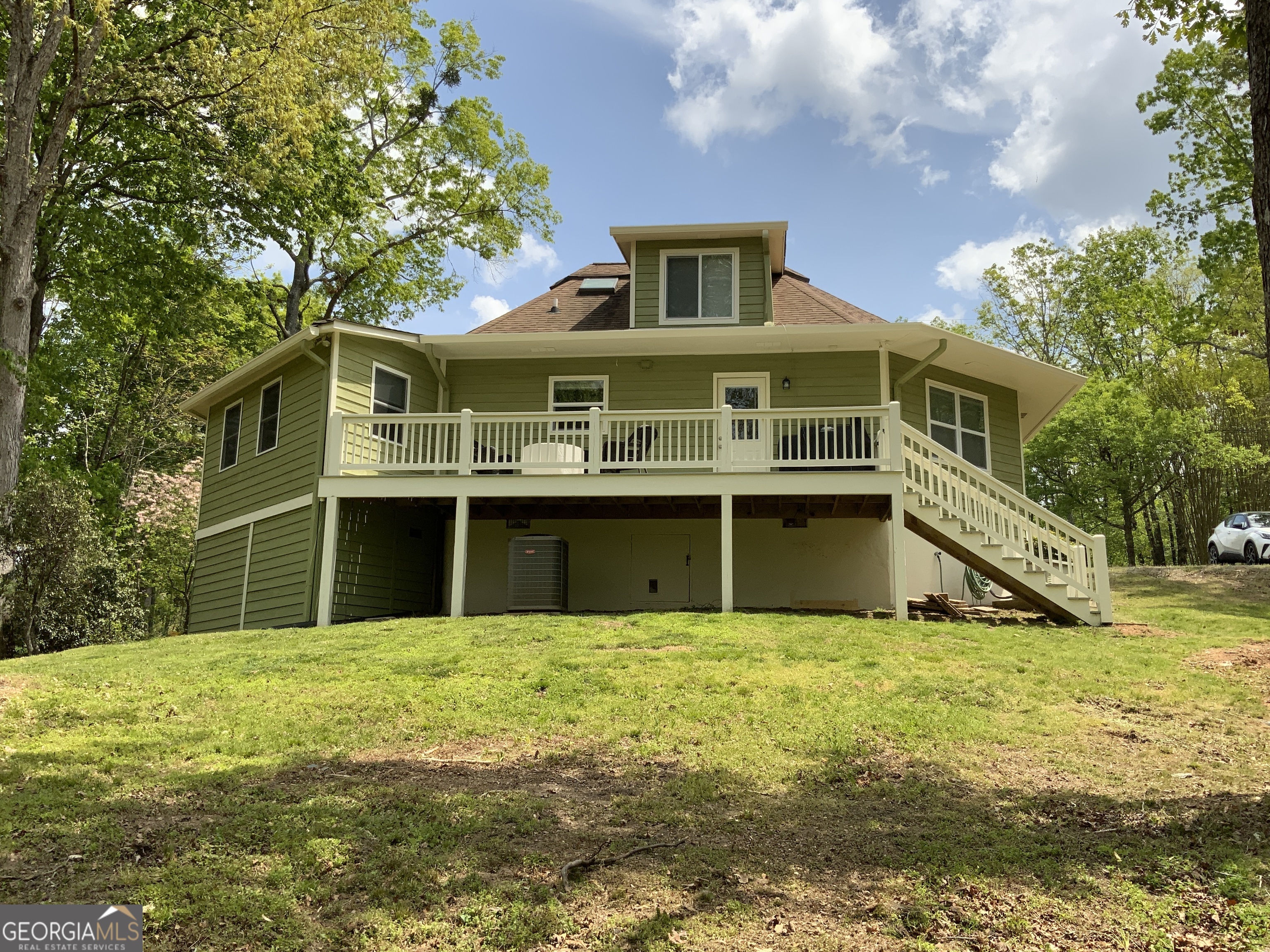426 Shenendoa DR