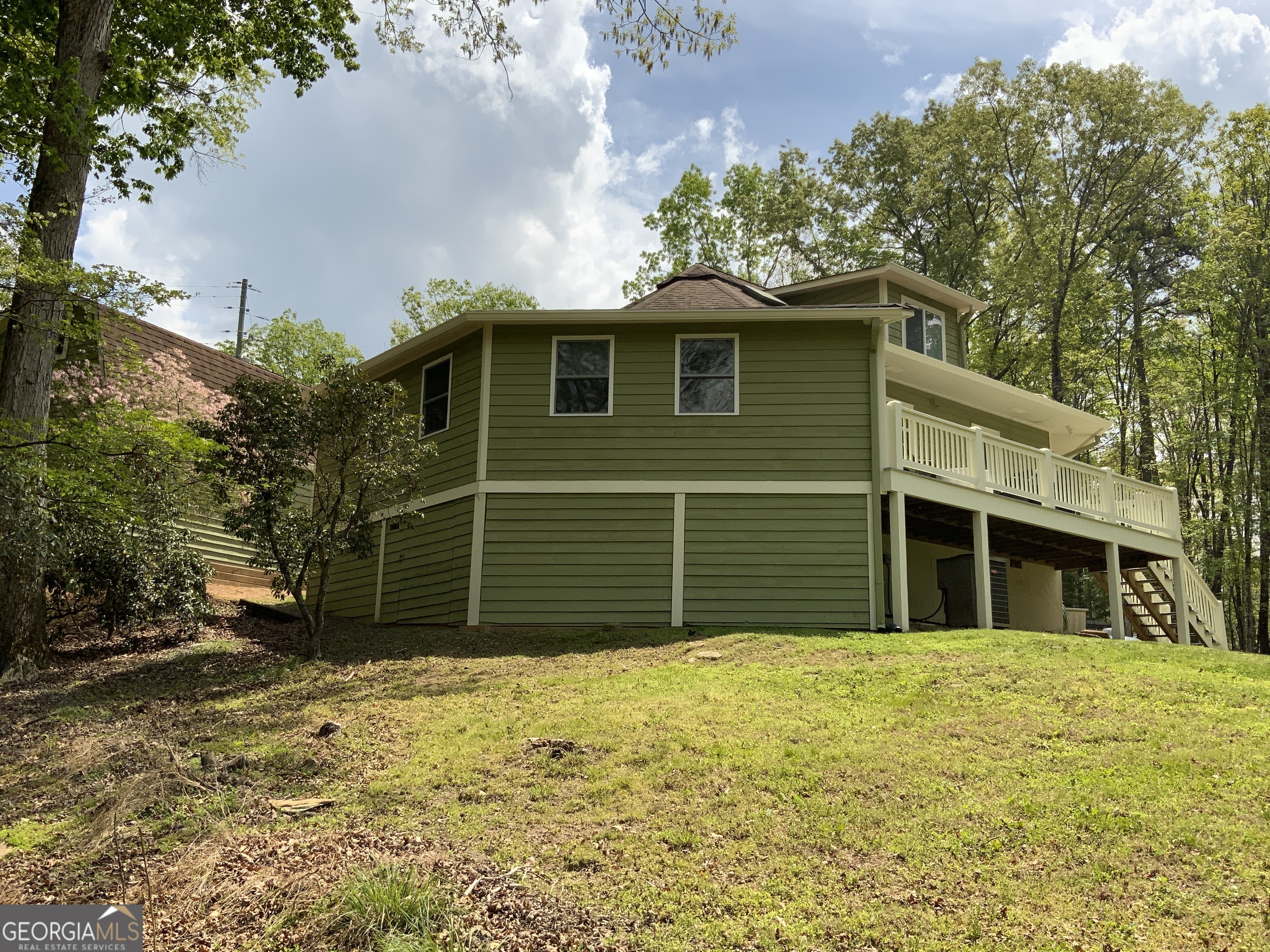 426 Shenendoa DR