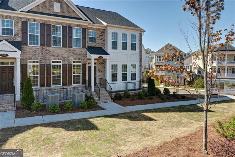 Alpharetta, Georgia 30009, United States, 3 Bedrooms Bedrooms, ,4 BathroomsBathrooms,Residential,Active,91775