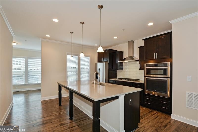 Alpharetta, Georgia 30009, United States, 3 Bedrooms Bedrooms, ,4 BathroomsBathrooms,Residential,Active,91775