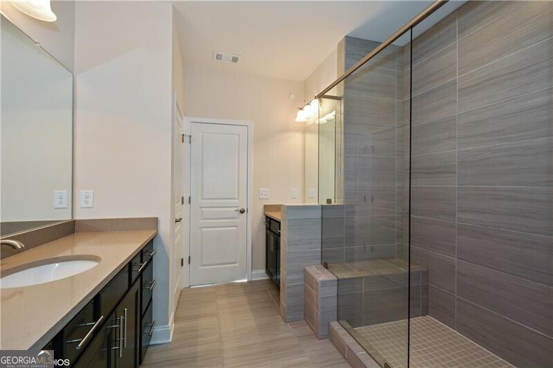 Alpharetta, Georgia 30009, United States, 3 Bedrooms Bedrooms, ,4 BathroomsBathrooms,Residential,Active,91775