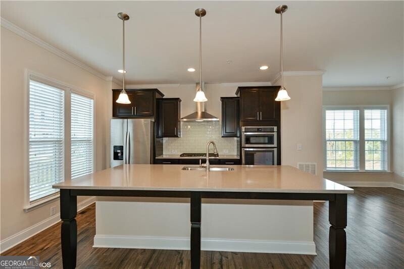 Alpharetta, Georgia 30009, United States, 3 Bedrooms Bedrooms, ,4 BathroomsBathrooms,Residential,Active,91775