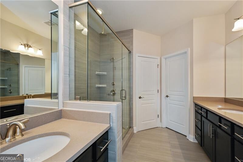 Alpharetta, Georgia 30009, United States, 3 Bedrooms Bedrooms, ,4 BathroomsBathrooms,Residential,Active,91775