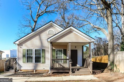 Photo of 1681 Lanier Drive SW, Atlanta, GA 30310 (MLS # 10673112)