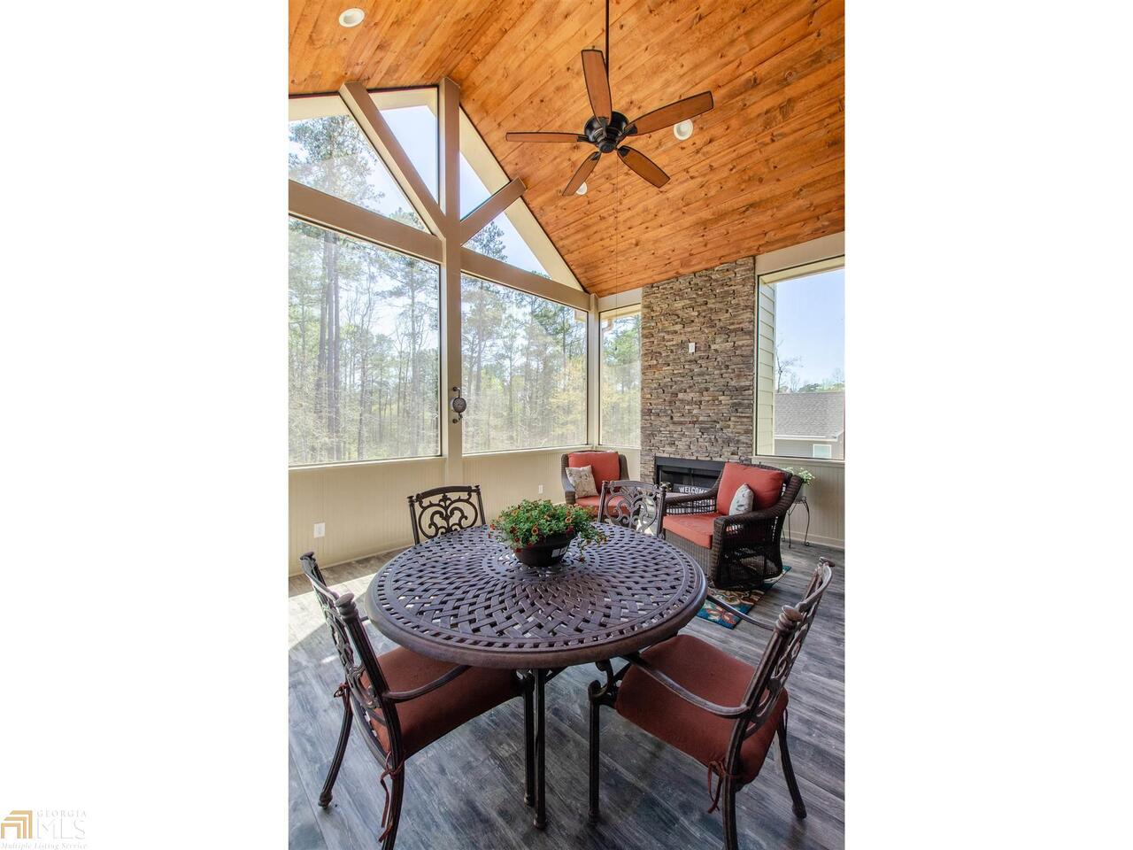 Lake Windsong - Residential