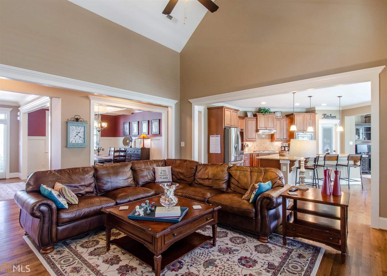 Lake Windsong - Residential