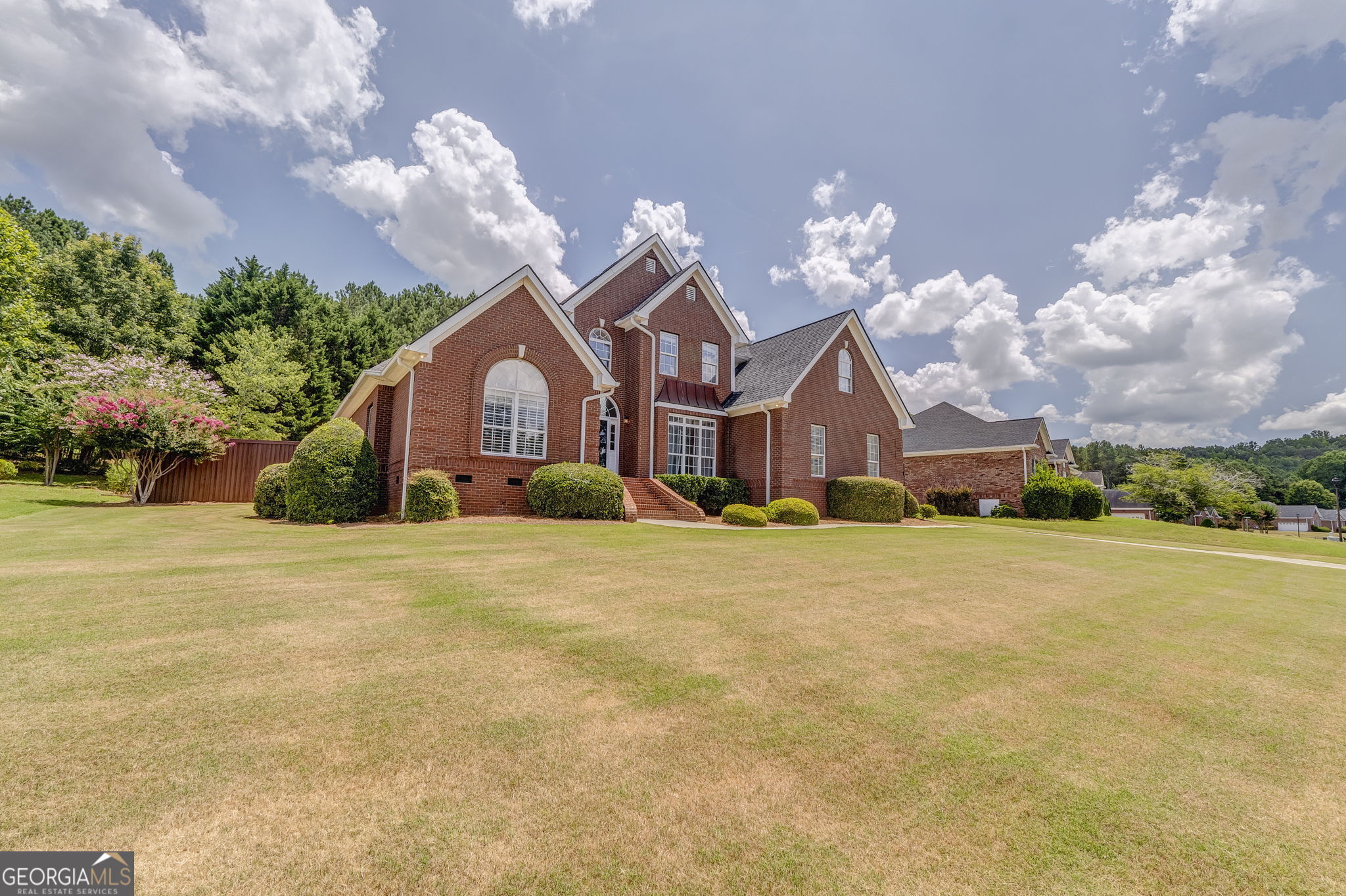 38 Club View DR SE