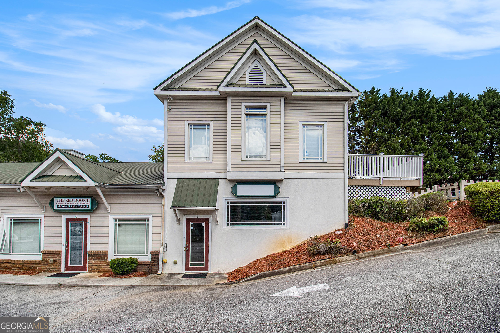 Position your business for success in this flexible and professionally maintained suite located in a prime location on Rockbridge Rd in Stone Mountain, ideal for a wide range of business uses. The open layout and private restroom provide a functional setup for medical or wellness practices, counseling services, co-working or creative studios, training or tutoring centers, or administrative and professional offices. Located in a high-visibility corridor with convenient access to I-285 and Hwy 78, this suite is part of a well-kept commercial building surrounded by other established businesses. The property offers plenty of on-site parking for staff and clients, exterior signage opportunities, and a professional setting designed to support growth and visibility. Whether you're launching, relocating, or expanding, this suite is a strategic choice for your next business move.