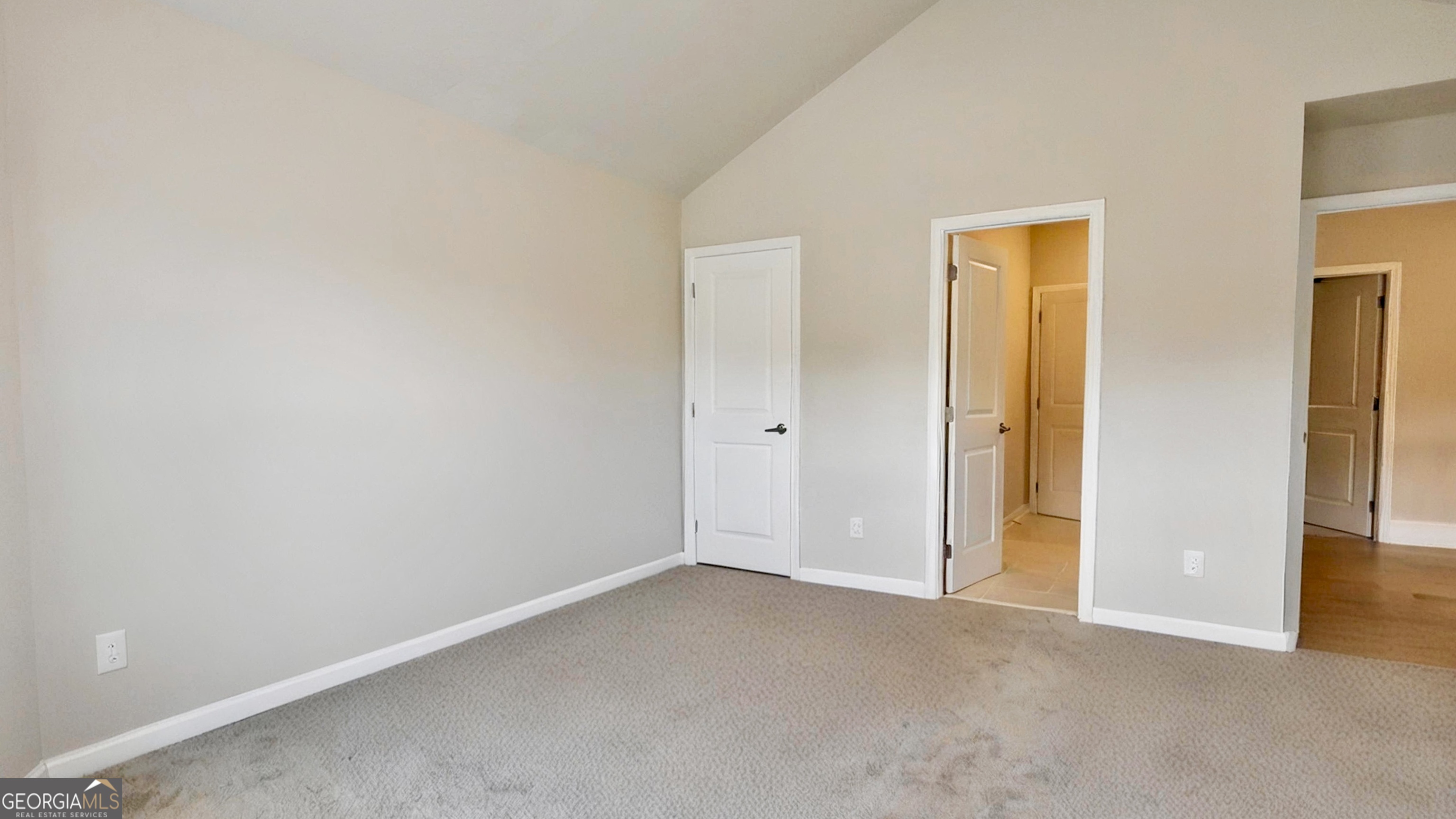 Sophia Downs - Residential