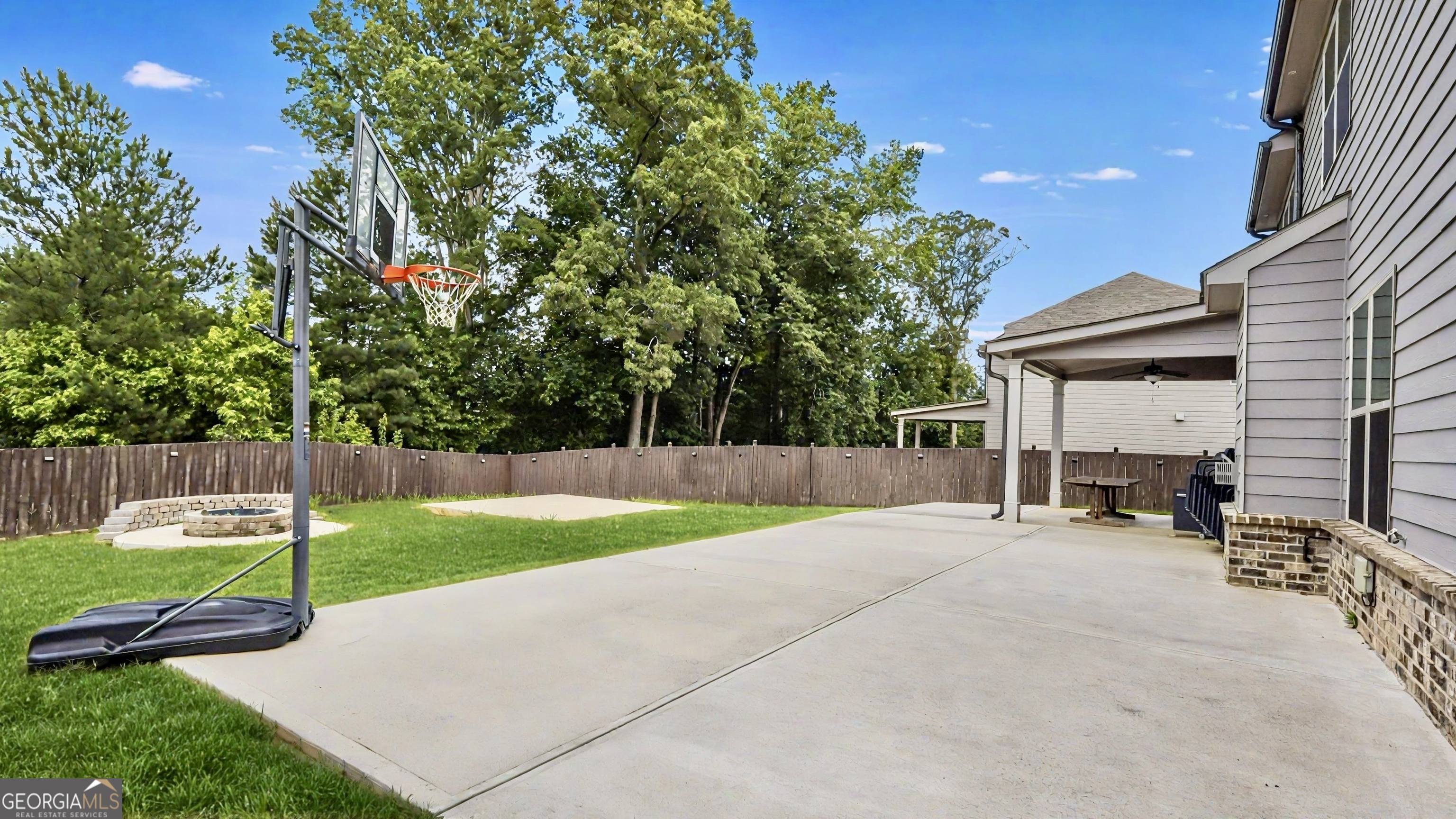 Sophia Downs - Residential