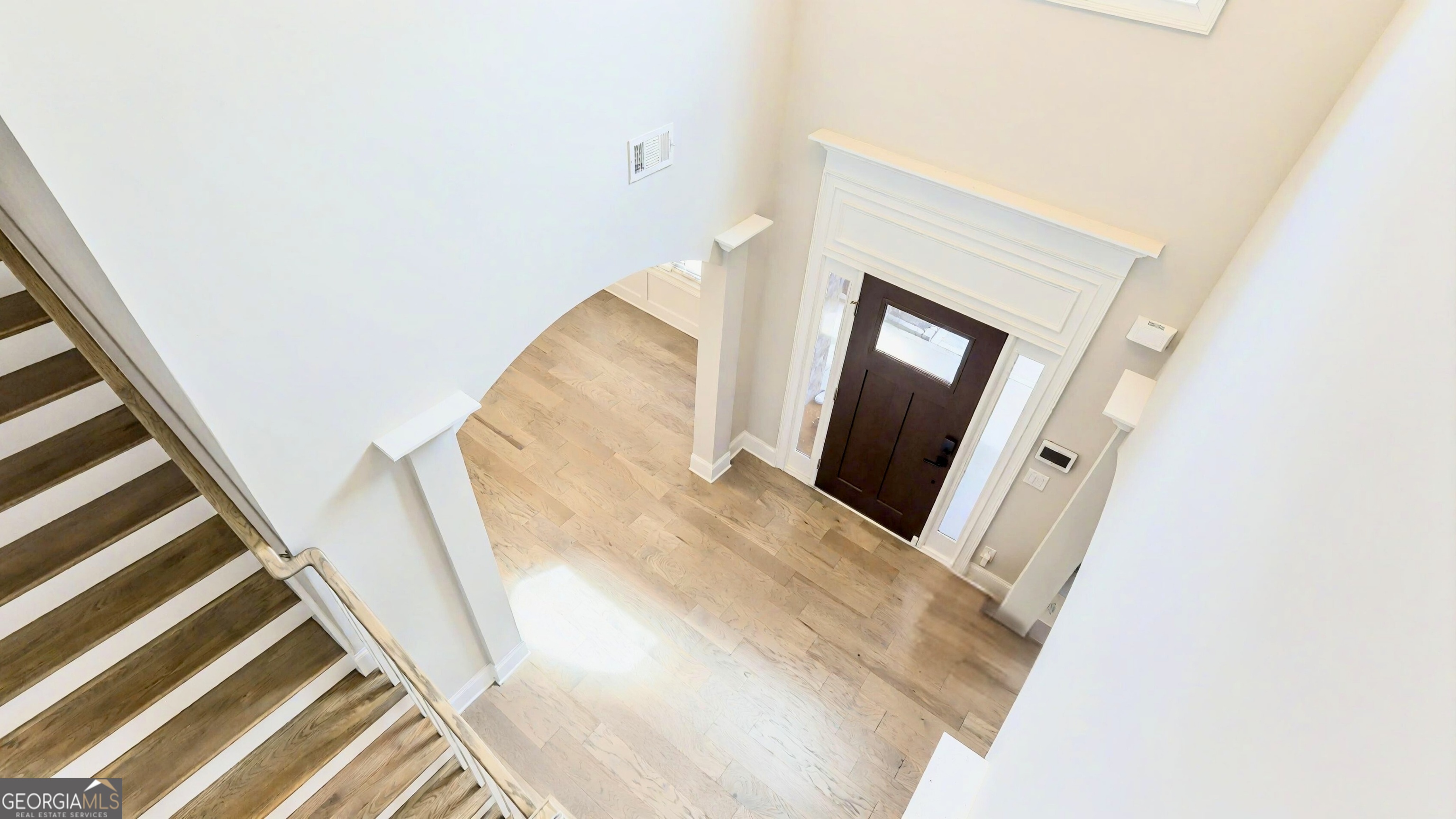 5381 Front Runner CT