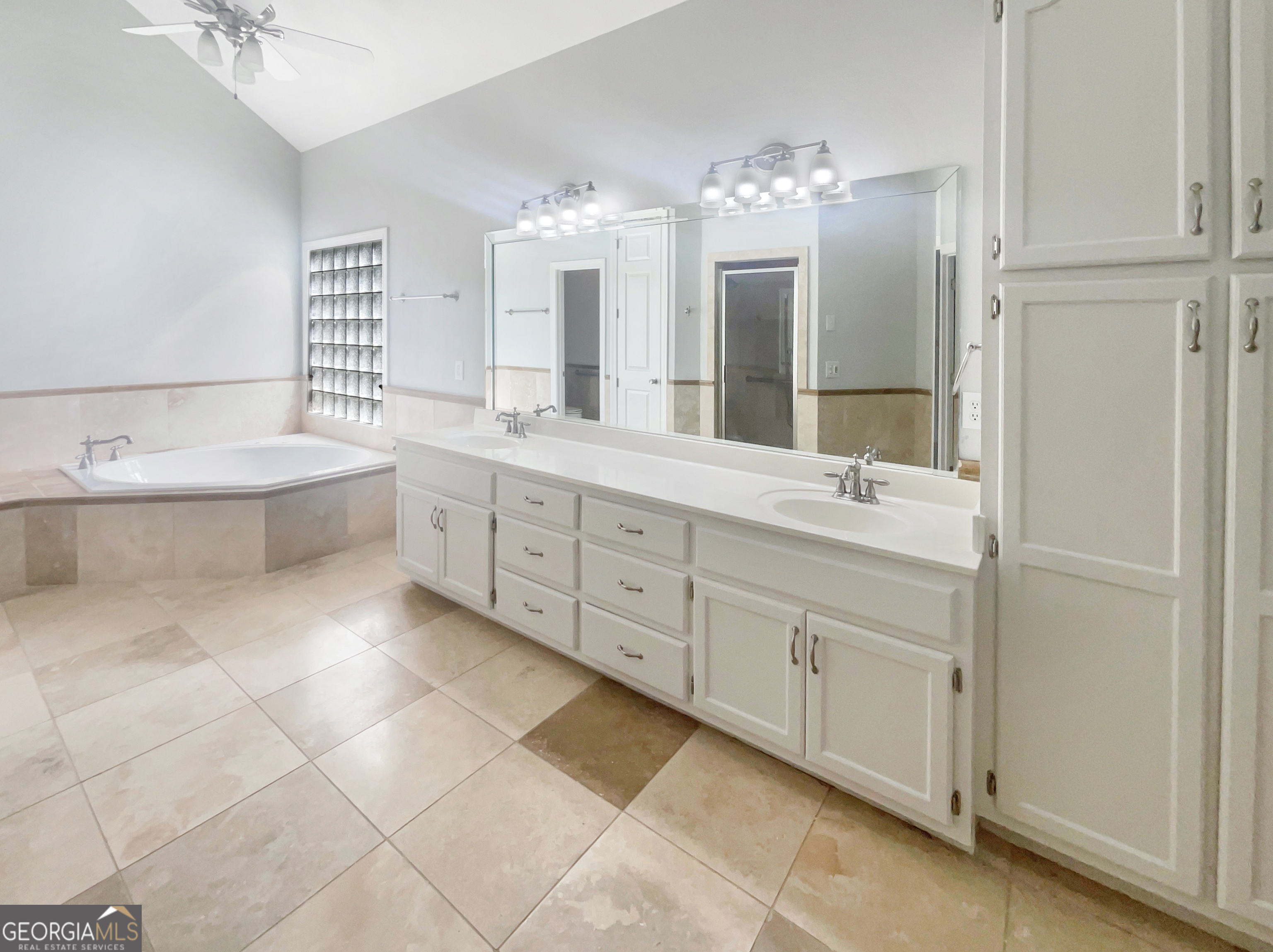 Fields Pond - Residential