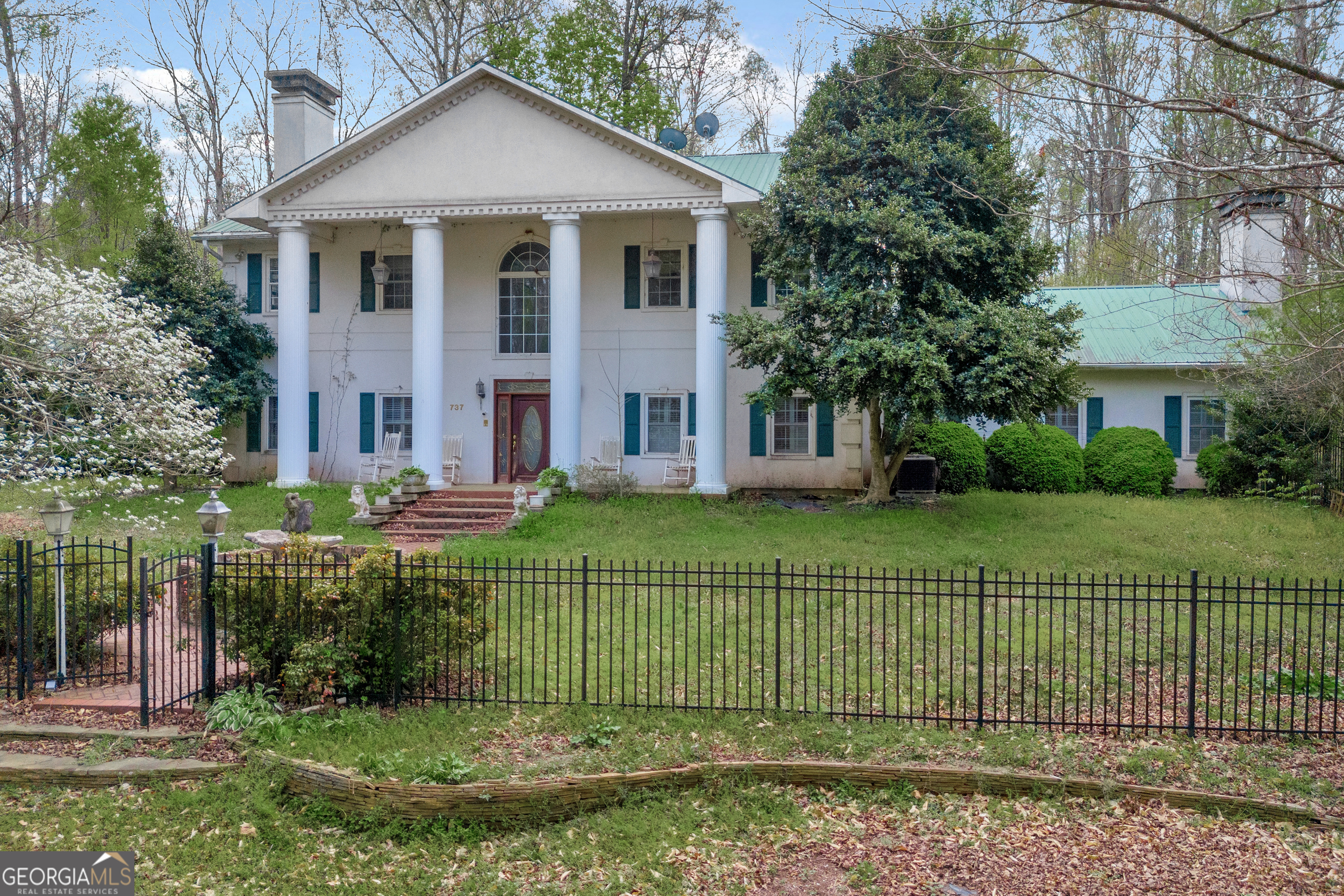 743 Blacks Creek Church RD