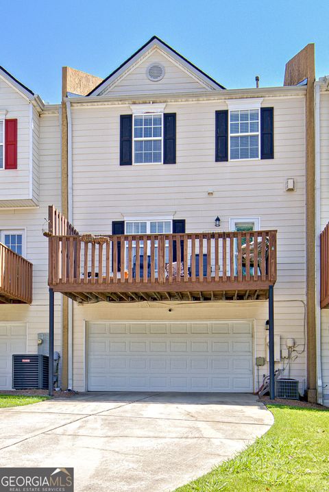 A home in Newnan