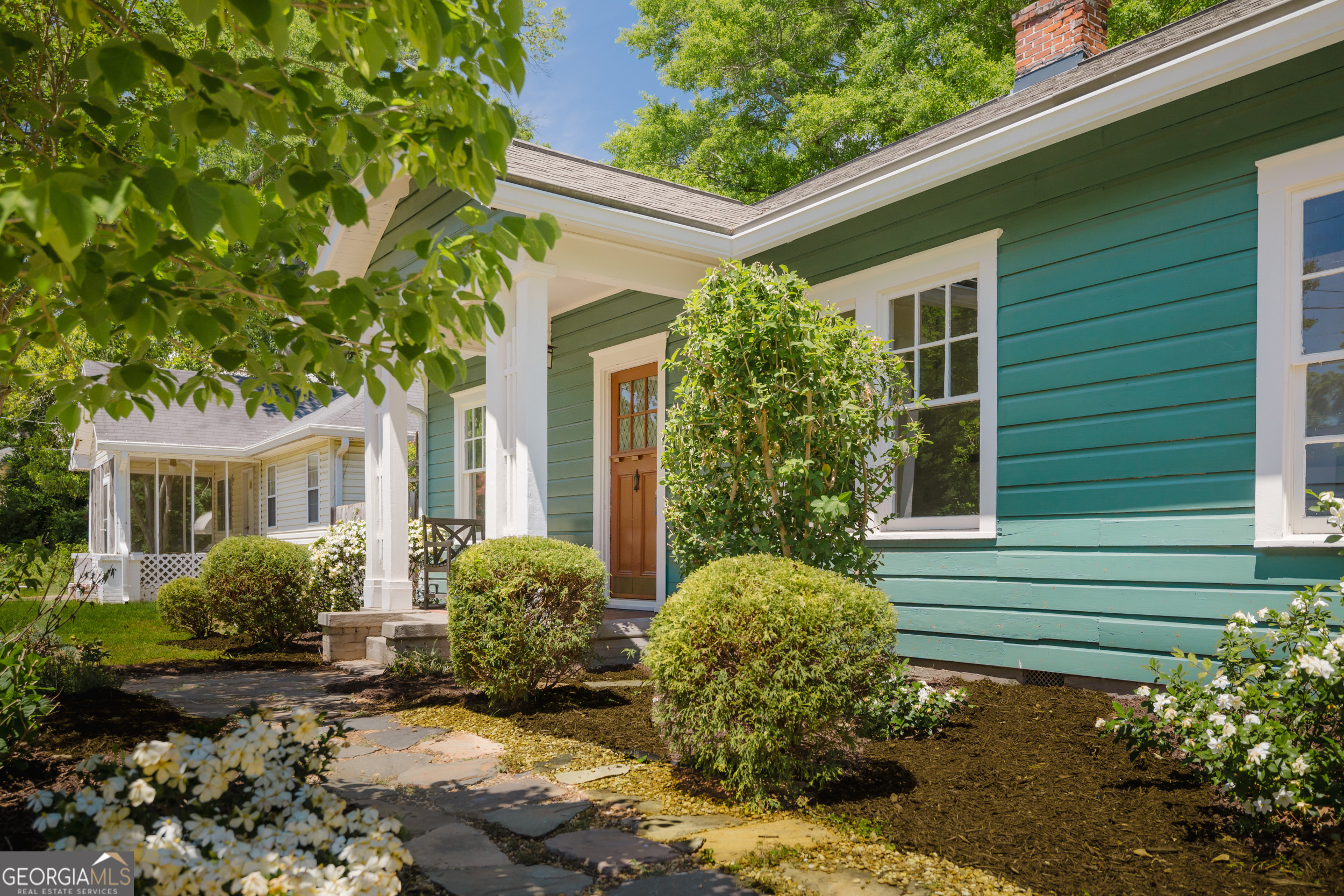 2114 Ridgedale RD NE