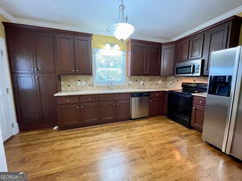 Tiny photo for 715 Avenue A NE, Rome, GA 30165 (MLS # 10626874)