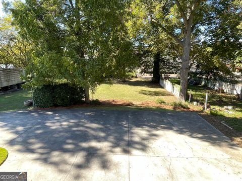 Tiny photo for 715 Avenue A NE, Rome, GA 30165 (MLS # 10626874)