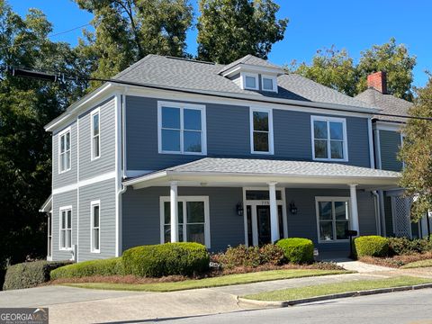 Tiny photo for 715 Avenue A NE, Rome, GA 30165 (MLS # 10626874)
