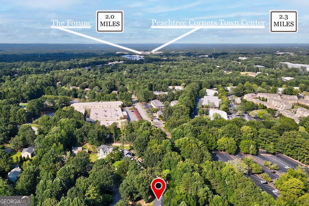 Photo of 3617 Parkside CT Courts, Peachtree Corners, GA 30092 (MLS # 10826636)