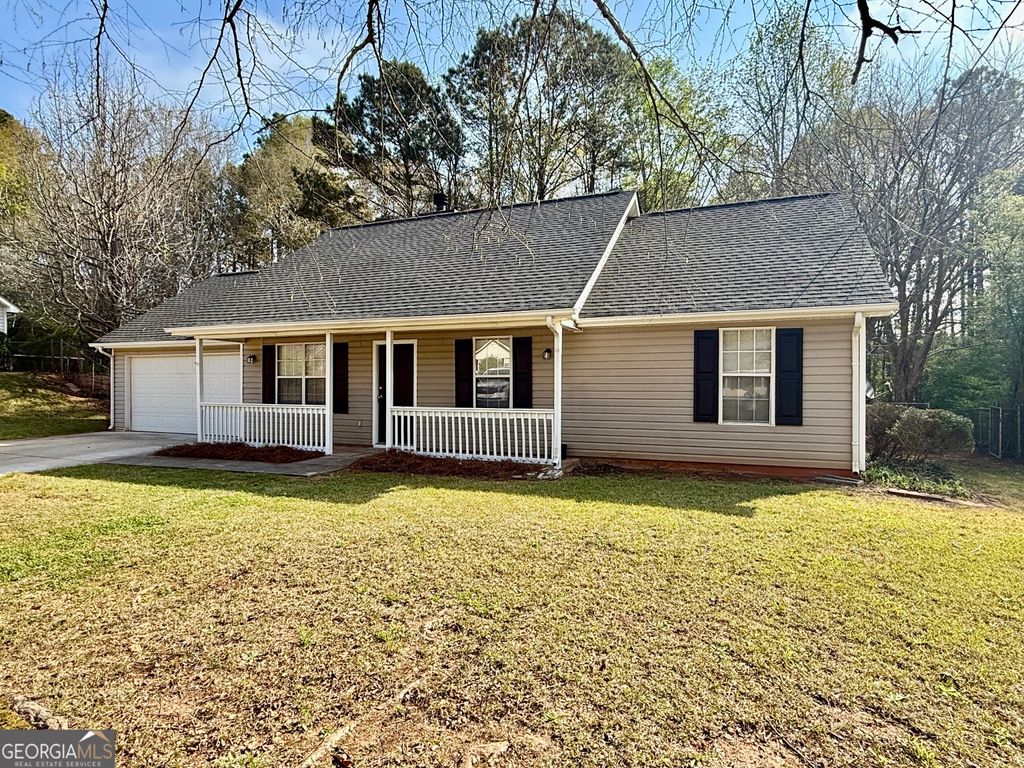 Photo of 301 Stony Brook Circle, Jackson, GA 30233 (MLS # 10719373)