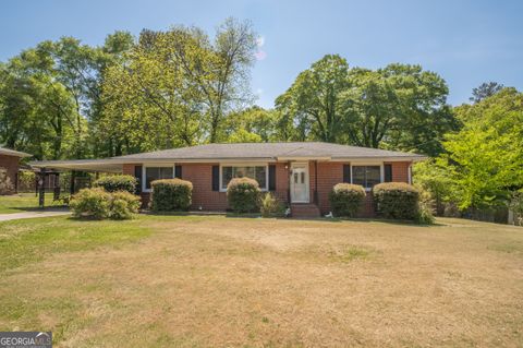 Photo of 14 Robin Hood Road NE, Rome, GA 30161 (MLS # 10768364)